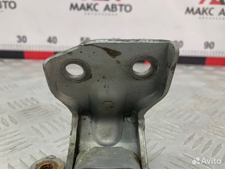 Б/У петля двери задний левый Mazda Demio 1 DW3W B3