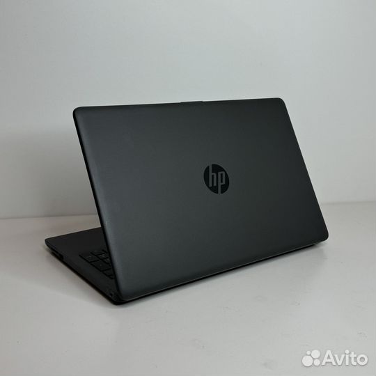 Ноутбук HP 250G7 I3-7gen