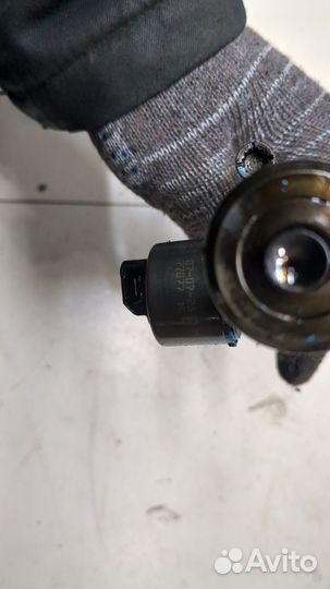 Форсунка топливная Volkswagen Jetta 5, 2008