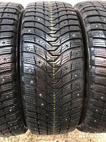 Michelin X-Ice North 3 205/55 R16 104P