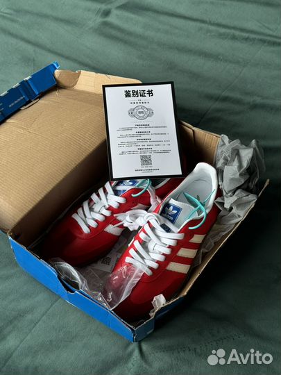 Кроссовки adidas samba красные