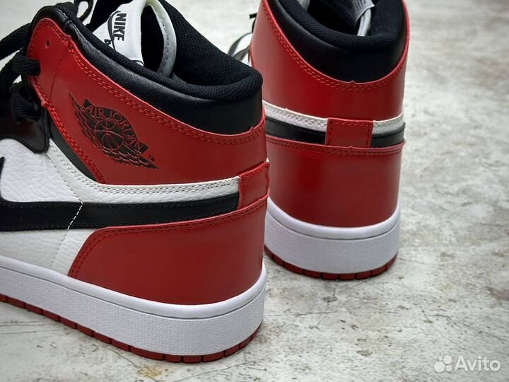 Nike Air Jordan 1 Black Toe Размер 43,44