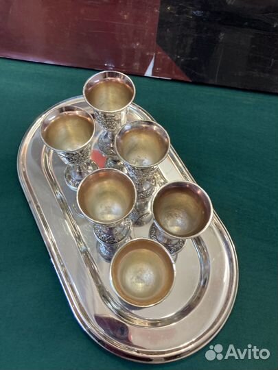 Рюмки на подносе СССР