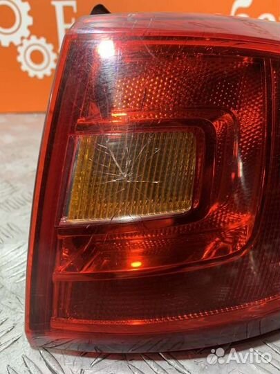 Фонарь задний правый Volkswagen Jetta 6 162