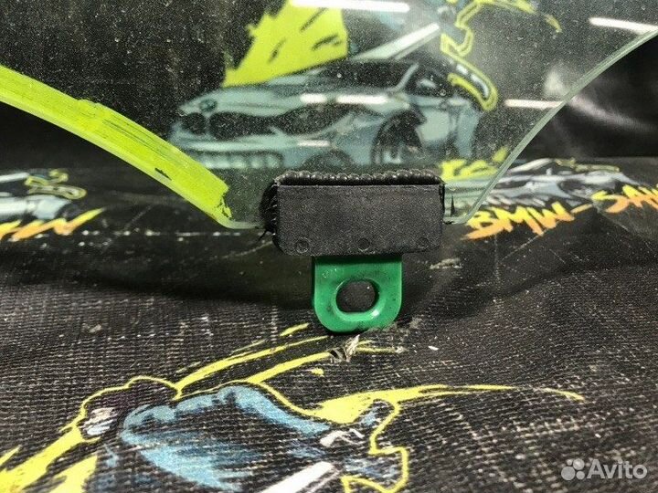 Стекло двери переднее левое Toyota Camry ACV40