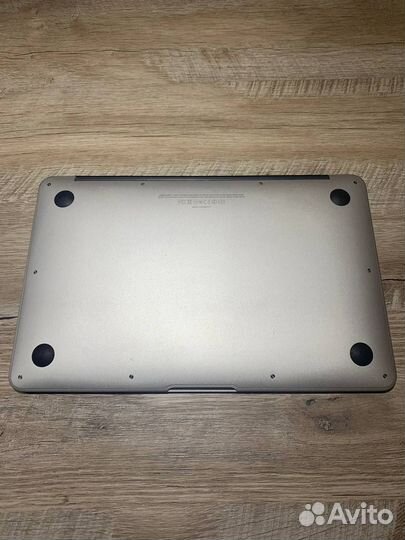 Apple Macbook air A1370 2011