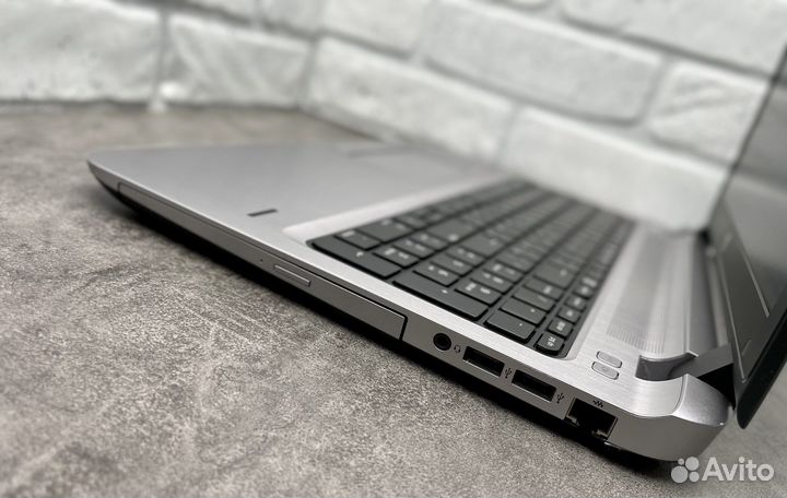 HP ProBook i5-6200 SSD 256Gb Ram 8Gb R7 2Gb