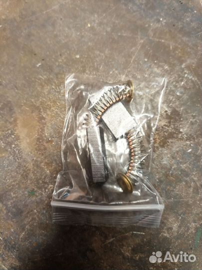 Щетки угольные для болгарки