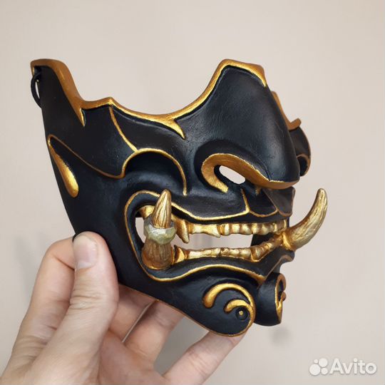 Маска карнавальная