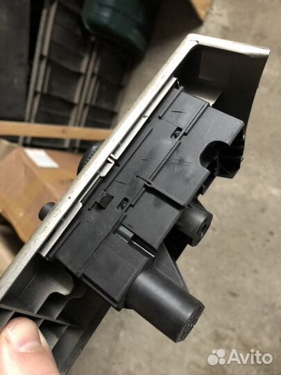 Блок управления светом Опель Астра Н