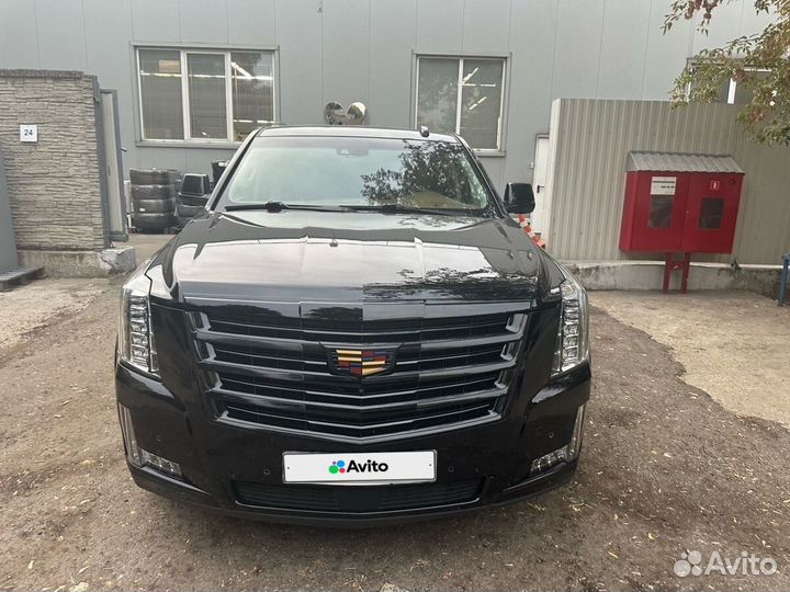 Cadillac Escalade 6.2 AT, 2015, 225 575 км