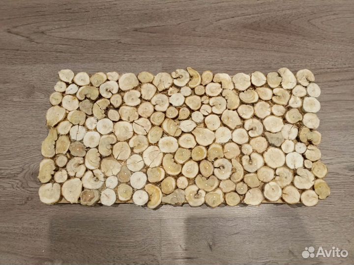 Панно из можжевельника