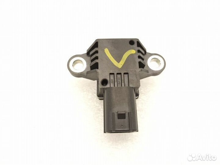 Датчик удара передний левый Kia Sorento Prime 3