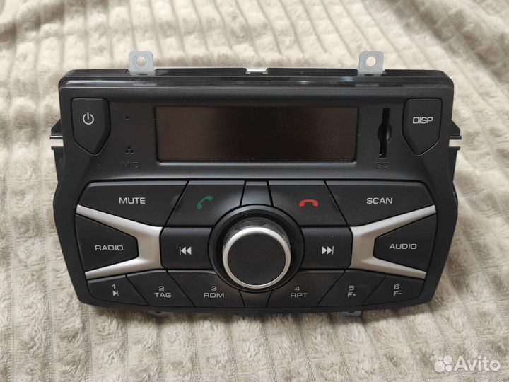 Штатная магнитола Лада Веста