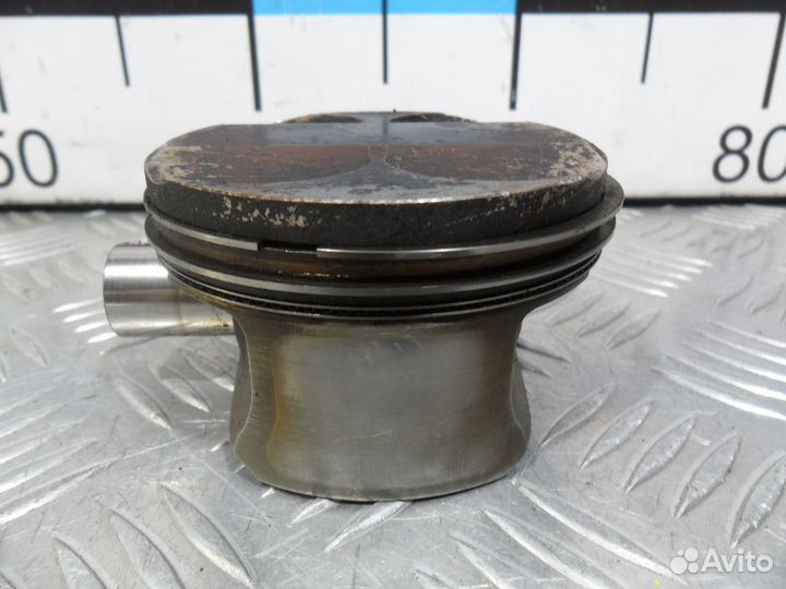 Б/У Поршень BMW N52 E90 E70 E87 E60 E83 E84#002