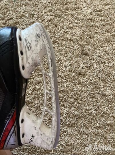 Хоккейные коньки бауэр