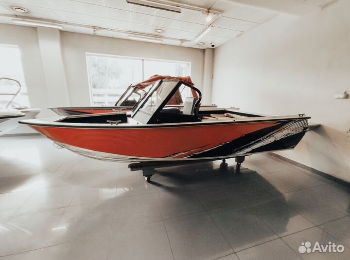 Алюминиевый рыболовный катер Realcraft 470