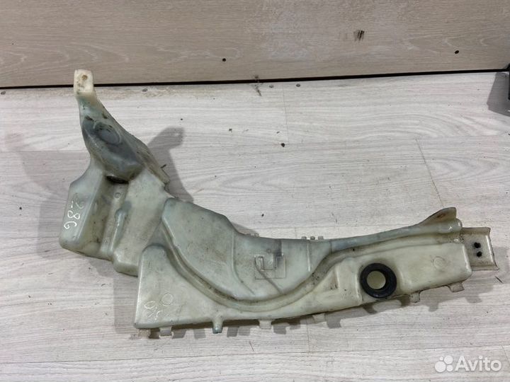 Бачок стеклоомывателя Ford Focus 2 (08-11)