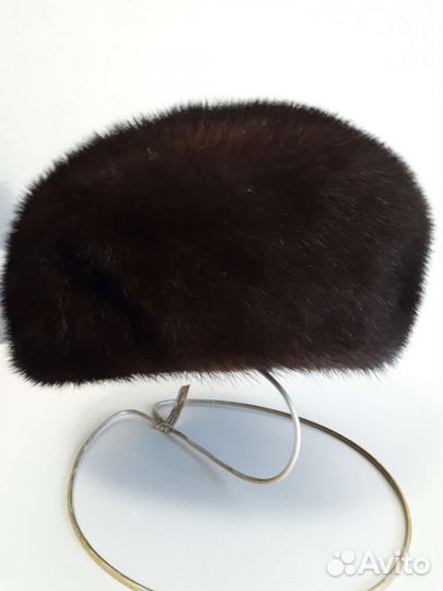 Берет женский норковый