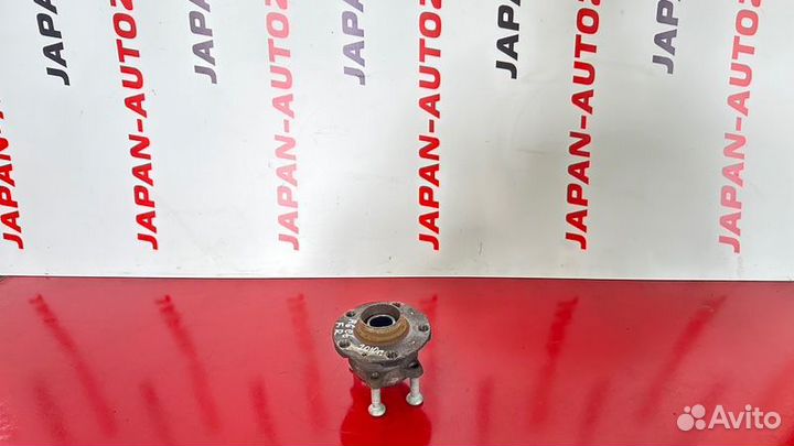 Ступица передняя правая Audi A6 C6 2.8 ccea 2010