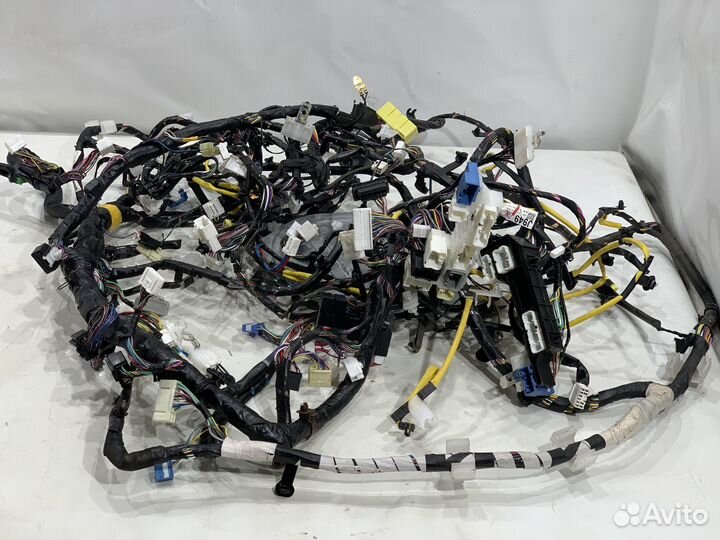 Проводка пола Mitsubishi Outlander 3