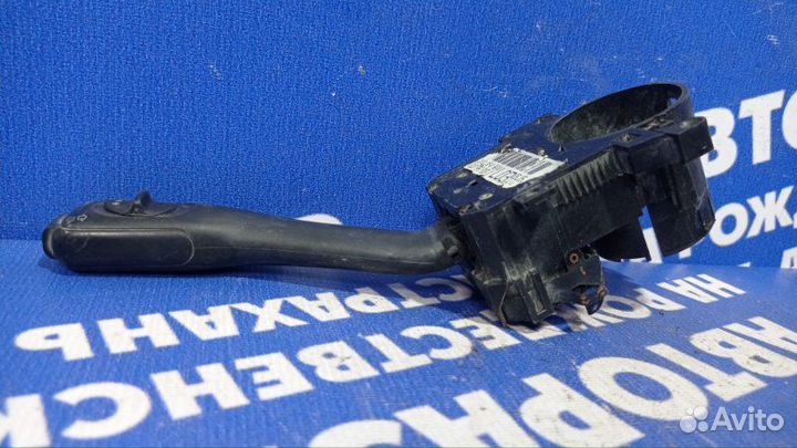 Переключатель поворотов Audi A6C5 седан 2001