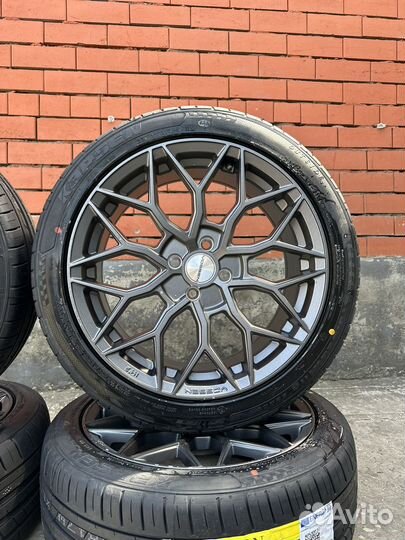 Диски Воссены R17 Киа Солярис