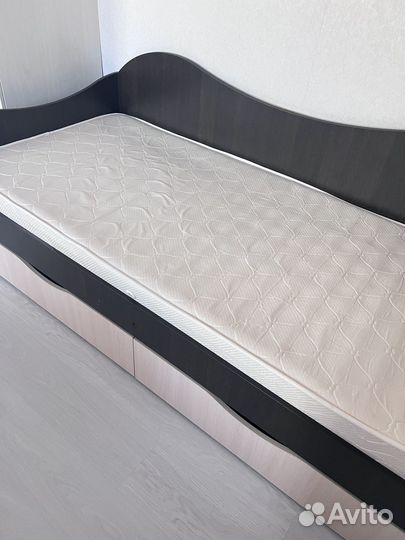Продается кровать