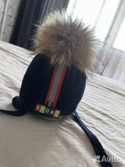 Шапка с помпоном