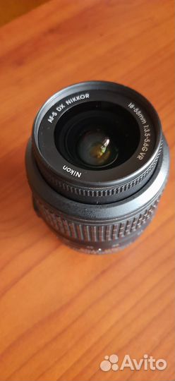 Объектив Nikon 18-55