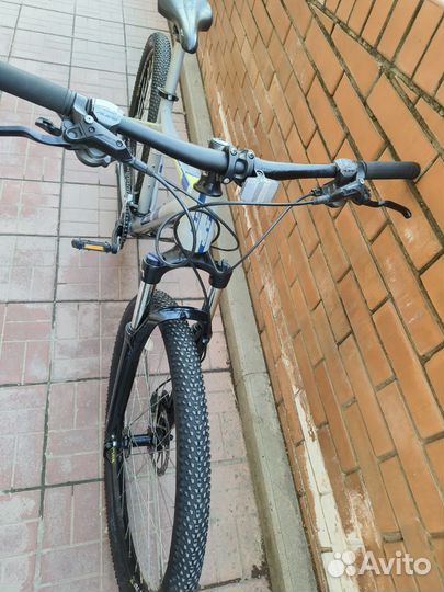 Gt Avalanche comp 27.5 2019 Deore гидравлика