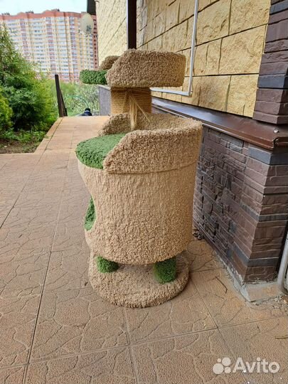 Домик для кошки с когтеточкой бу