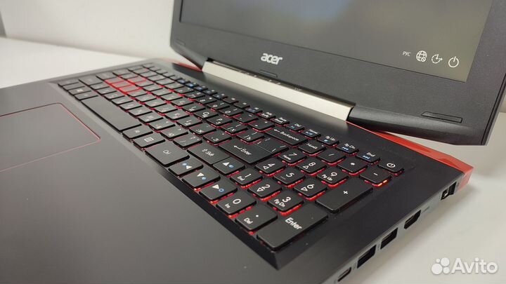 Игровой ноутбук Acer i7-7700/GTX 1050 15.6