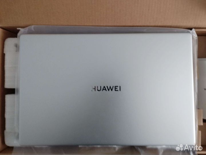 Ноутбук Huawei SSD 512