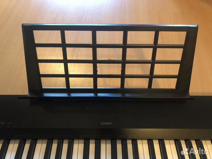 Пюпитр для цифрового фортепиано