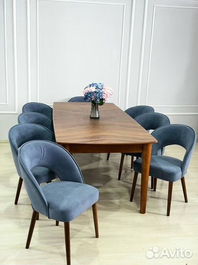 Столы и стулья новые