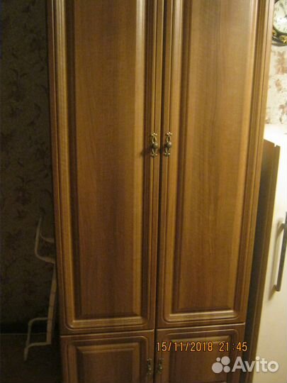 Шкаф плательный