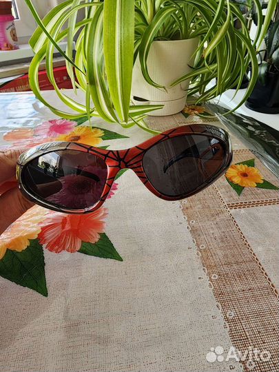 Очки детские солнцезащитные