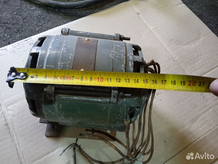 Рабочий лектродвигатель СССР