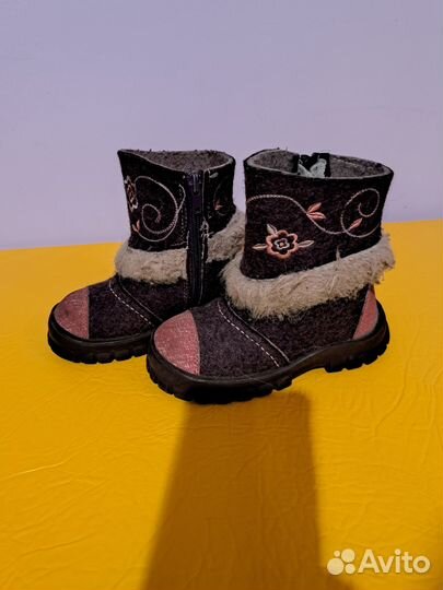 Продам валенки детские