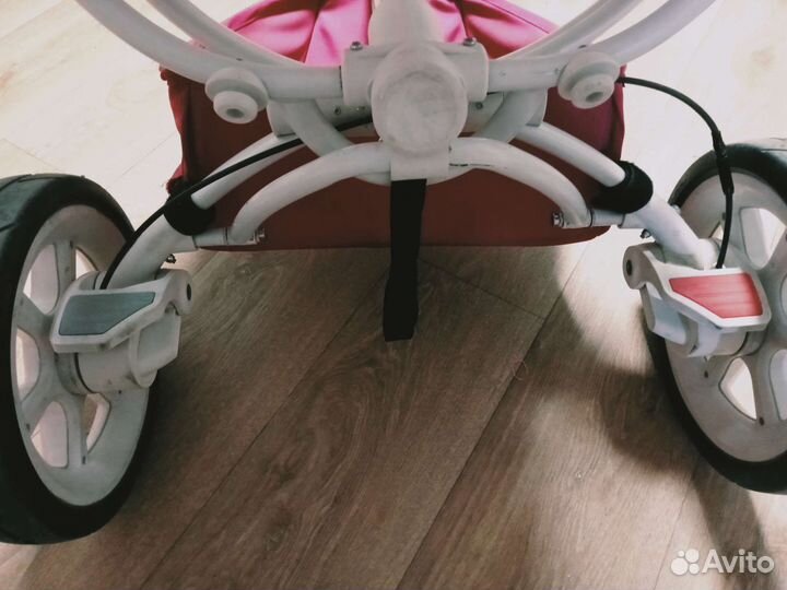 Коляска quinny moodd