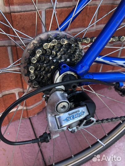 Шоссейный велосипед Giant