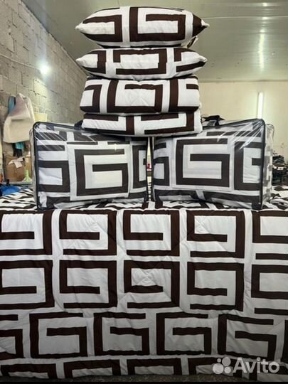 Комплект с одеялом и подушками