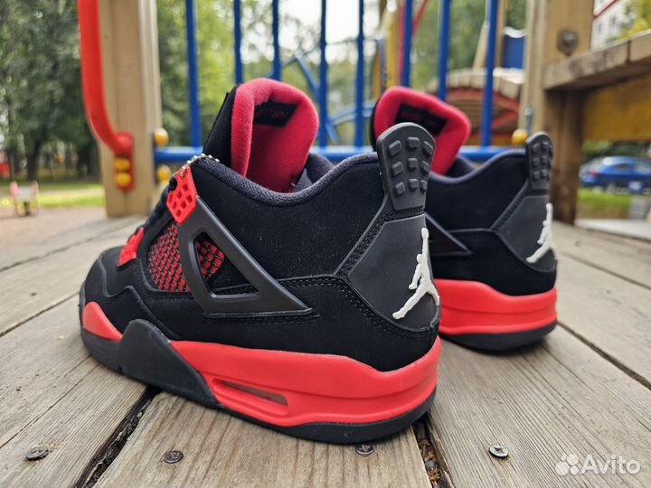 Nike air jordan 4 retro