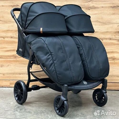 Коляска прогулочная для двойни с рожд. Luxmom T11