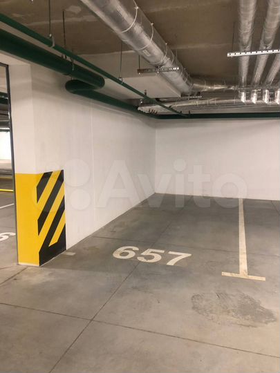 Машиноместо, 13 м²