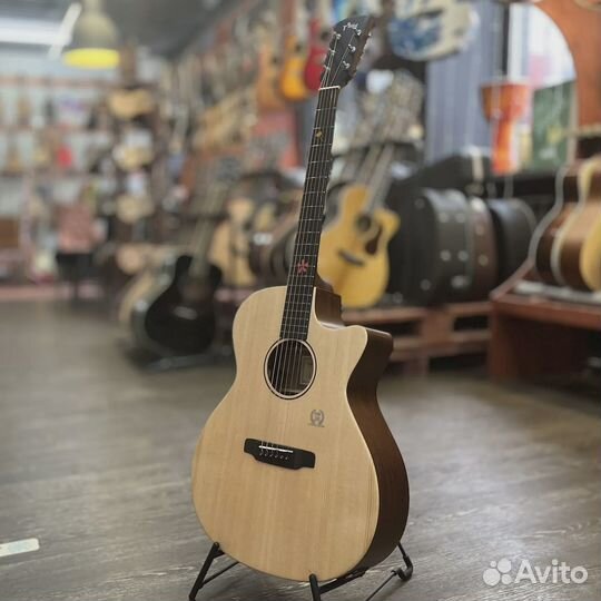 Трансакустическая гитара Tyma TG-5TE с чехлом