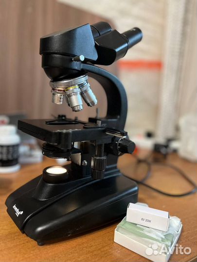 Бинокулярный микроскоп Levenhuk 625