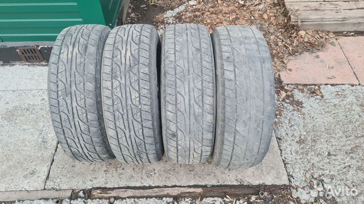 Dunlop Grandtrek AT3 215/65 R16 98H