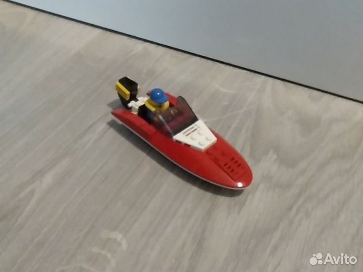 Лего Сити катер
